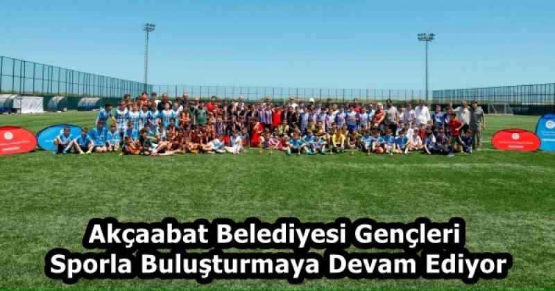 Akçaabat Belediyesi Gençleri Sporla Buluşturmaya Devam Ediyor