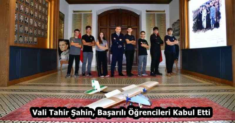 Vali Tahir Şahin, Başarılı Öğrencileri Kabul Etti