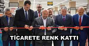 TİCARETE RENK KATTI