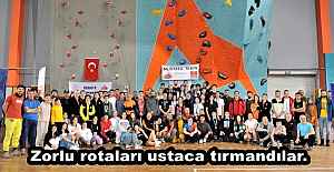 Zorlu rotaları ustaca tırmandılar.