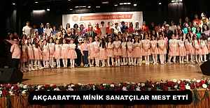 AKÇAABATTA MİNİK SANATÇILAR...