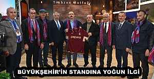 BÜYÜKŞEHİR’İN STANDINA YOĞUN İLGİ