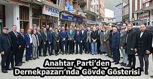 Anahtar Parti’den Dernekpazarı’nda Gövde Gösterisi