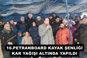 16petranboard_kayak_senligi_kar_yagisi_altinda_yapildi_h51178_25c68