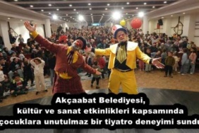 akcaabat_belediyesi_kultur_ve_sanat_etkinlikleri_kapsaminda_cocuklara_unutulmaz_bir_tiyatro_deneyimi_sundu_h52556_1cb2f
