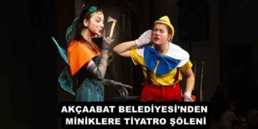 akcaabat_belediyesinden_miniklere_tiyatro_soleni_h55669_47893