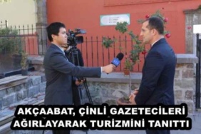 akcaabat_cinli_gazetecileri_agirlayarak_turizmini_tanitti_h49901_6a948