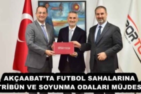 akcaabatta_futbol_sahalarina_tribun_ve_soyunma_odalari_mujdesi_h54276_15607