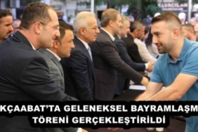 akcaabatta_geleneksel_bayramlasma_toreni_gerceklestirildi_h53437_6a250
