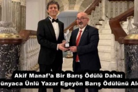 akif_manafa_bir_baris_odulu_daha_dunyaca_unlu_yazar_egeyon_baris_odulunu_aldi_h56995_08c9c