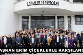 baskan_ekim_ciceklerle_karsilandi_h45708_c7c64