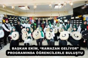 baskan_ekim_ramazan_geliyor_programinda_ogrencilerle_bulustu_h57081_f7c73