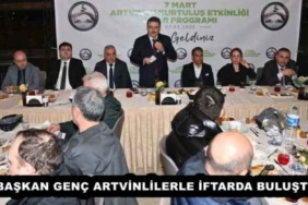 baskan_genc_artvinlilerle_iftarda_bulustu_h51969_b719b