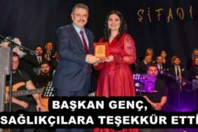 baskan_genc_saglikcilara_tesekkur_etti_h52617_9b67b