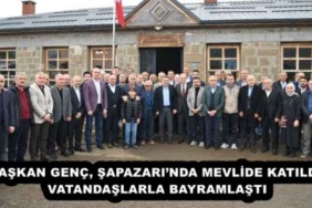 baskan_genc_sapazarinda_mevlide_katildi_vatandaslarla_bayramlasti_h52366_fa6c4