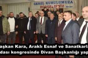 baskan_kara_arakli_esnaf_ve_sanatkarlar_odasi_kongresinde_divan_baskanligi_yapti_h56330_fb61e