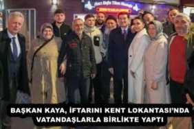 baskan_kaya_iftarini_kent_lokantasinda_vatandaslarla_birlikte_yapti_h57117_cbf45