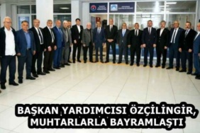 baskan_yardimcisi_ozcilingir_muhtarlarla_bayramlasti_h58702_b9b9c