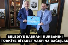 belediye_baskani_kurbanini_turkiye_diyanet_vakfina_bagisladi_h52892_644cb