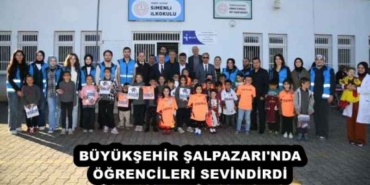 buyuksehir_salpazari_nda_ogrencileri_sevindirdi_h55768_8c13a