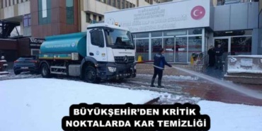 buyuksehirden_kritik_noktalarda_kar_temizligi_h56225_08586