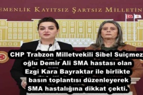 chp_trabzon_milletvekili_sibel_suicmez_oglu_demir_ali_sma_hastasi_olan_ezgi_kara_bayraktar_ile_birlikte_basin_toplantisi_duzenleyerek_sma_hastaligina_dikkat_cekti_h45450_b6356