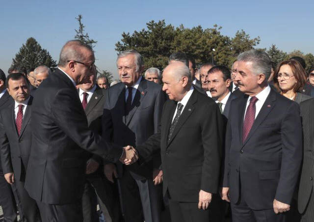 Cumhurbaşkanı Erdoğan, Akşener ve Kılıçdaroğlu ile Selamlaştı
