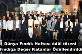 dunya_findik_haftasi_odul_toreni_findiga_deger_katanlar_odullendirildi_h54281_ef27b