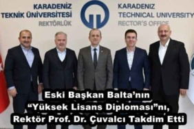 eski_baskan_baltanin_yuksek_lisans_diplomasini_rektor_prof_dr_cuvalci_takdim_etti_h49953_13020