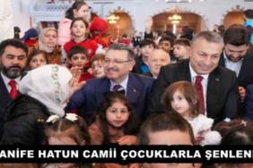 hanife_hatun_camii_cocuklarla_senlendi_h57436_10795