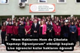 hem_haklarimi_hem_de_cikolata_yapmayi_ogreniyorum_etkinligi_basladilise_ogrencisi_kizlar_haklarini_ogrendi_h55548_9210c
