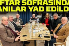 iftar_sofrasinda_eski_dostlar_bulustu_trabzonun_gelecegi_konusuldu_h51976_74fc3