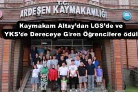 kaymakam_altaydan_lgsde_ve_yksde_dereceye_giren_ogrencilere_odul_h54244_8da5f