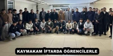 kaymakam_iftarda_ogrencilerle_h51948_d8846