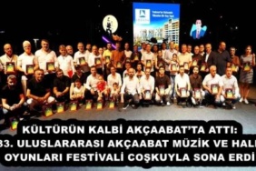 kulturun_kalbi_akcaabatta_atti_33_uluslararasi_akcaabat_muzik_ve_halk_oyunlari_festivali_coskuyla_sona_erdi_h54064_7fe91