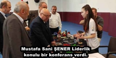 mustafa_sani_sener_liderlik_konulu_bir_konferans_verdi_h47814_4e2b4