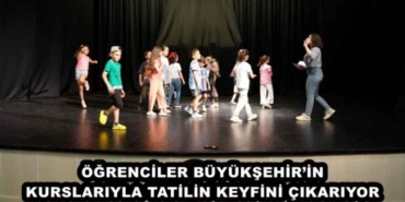 ogrenciler_buyuksehirin_kurslariyla_tatilin_keyfini_cikariyor_h48577_3d035