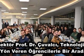 rektor_prof_dr_cuvalci_teknolojiye_yon_veren_ogrencilerle_bir_arada_h50477_e5c5c