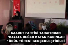 saadet_partisi_tarafindan_hayata_deger_katan_kadinlar_odul_toreni_gerceklestirildi_h52041_ad247