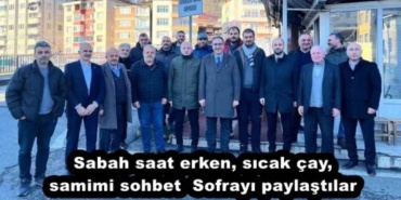 sabah_saat_erken_sicak_cay_samimi_sohbet_sofrayi_paylastilar_h51210_cc941