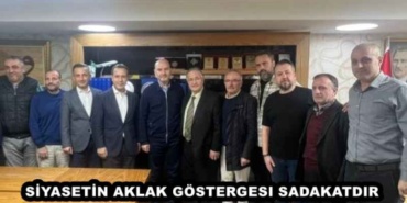 siyasetin_aklak_gostergesi_sadakatdir_h50040_6b53d