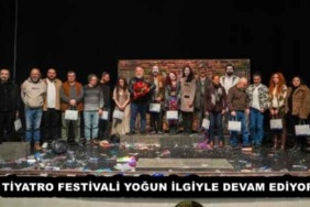 tiyatro_festivali_yogun_ilgiyle_devam_ediyor_h58053_7de0a