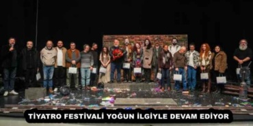 tiyatro_festivali_yogun_ilgiyle_devam_ediyor_h58053_7de0a