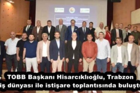 tobb_baskani_hisarciklioglu_trabzon_is_dunyasi_ile_istisare_toplantisinda_bulustu_h54274_b85a1