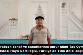 trabzon_esnaf_ve_sanatkarinin_gurur_gunutas_oyma_ustasi_hayri_dertlioglu_turkiyede_yilin_ahisi_secildi_h54499_bf2b9