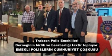 trabzon_polis_emeklileri_derneginin_birlik_ve_beraberligi_taktir_topluyor_emekli_polislerin_cumhuriyet_coskusu_h55208_a2c7f