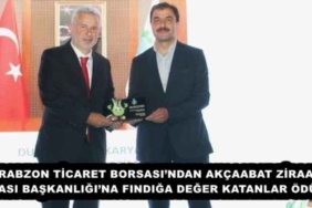 trabzon_ticaret_borsasindan_akcaabat_ziraat_odasi_baskanligina_findiga_deger_katanlar_odulu_h54292_b73e6