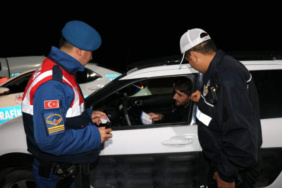 trafik-cezalarinda-yeni-donem-dun-gece-tum-11331084_4251_m