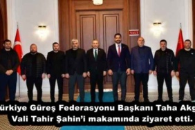 turkiye_gures_federasyonu_baskani_taha_akgul_vali_tahir_sahini_makaminda_ziyaret_etti_h56656_26632