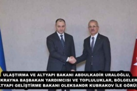 ulastirma_ve_altyapi_bakani_abdulkadir_uraloglu_ukrayna_basbakan_yardimcisi_ve_topluluklar_bolgeler_ve_altyapi_gelistirme_bakani_oleksandr_kubrakov_ile_gorustu_h45632_3193d